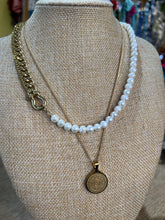 Load image into Gallery viewer, SHACKLE DUO: PEARL NECKLACE