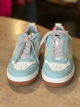 Load image into Gallery viewer, ROMI AQUA SNEAKER