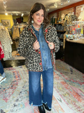 Load image into Gallery viewer, LEOPARD COAT
