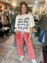 Load image into Gallery viewer, RED/ORANGE BANDANA PRINT PANTS
