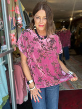 Load image into Gallery viewer, PINK VELVET TOP

