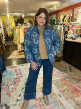 Load image into Gallery viewer, WESTERN DENIM JACKET

