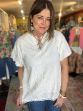 Load image into Gallery viewer, CREAM EMBROIDERED TOP
