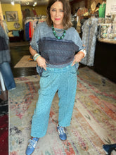 Load image into Gallery viewer, TEAL TINY FLORAL LOOSE PANT
