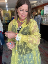 Load image into Gallery viewer, LADY LACE TOP
