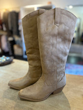 Load image into Gallery viewer, ZAHARA CAMEL SUEDE BOOT
