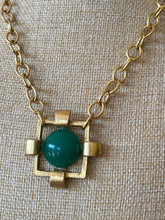 Load image into Gallery viewer, JADE NECKLACE
