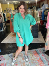 Load image into Gallery viewer, KELLY GREEN SWING DRESS
