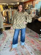 Load image into Gallery viewer, WILLOW GREEN BLOUSE
