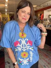 Load image into Gallery viewer, SKY BLUE APPLIQUÉ TOP
