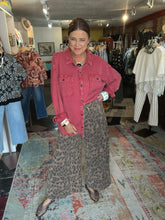 Load image into Gallery viewer, MOCHA LEOPARD PANT
