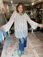 Load image into Gallery viewer, LTB SEQUIN LACE TOP
