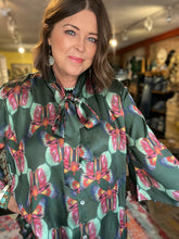 Load image into Gallery viewer, LADY GREEN MOTH SET
