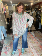 Load image into Gallery viewer, LTB SEQUIN LACE TOP
