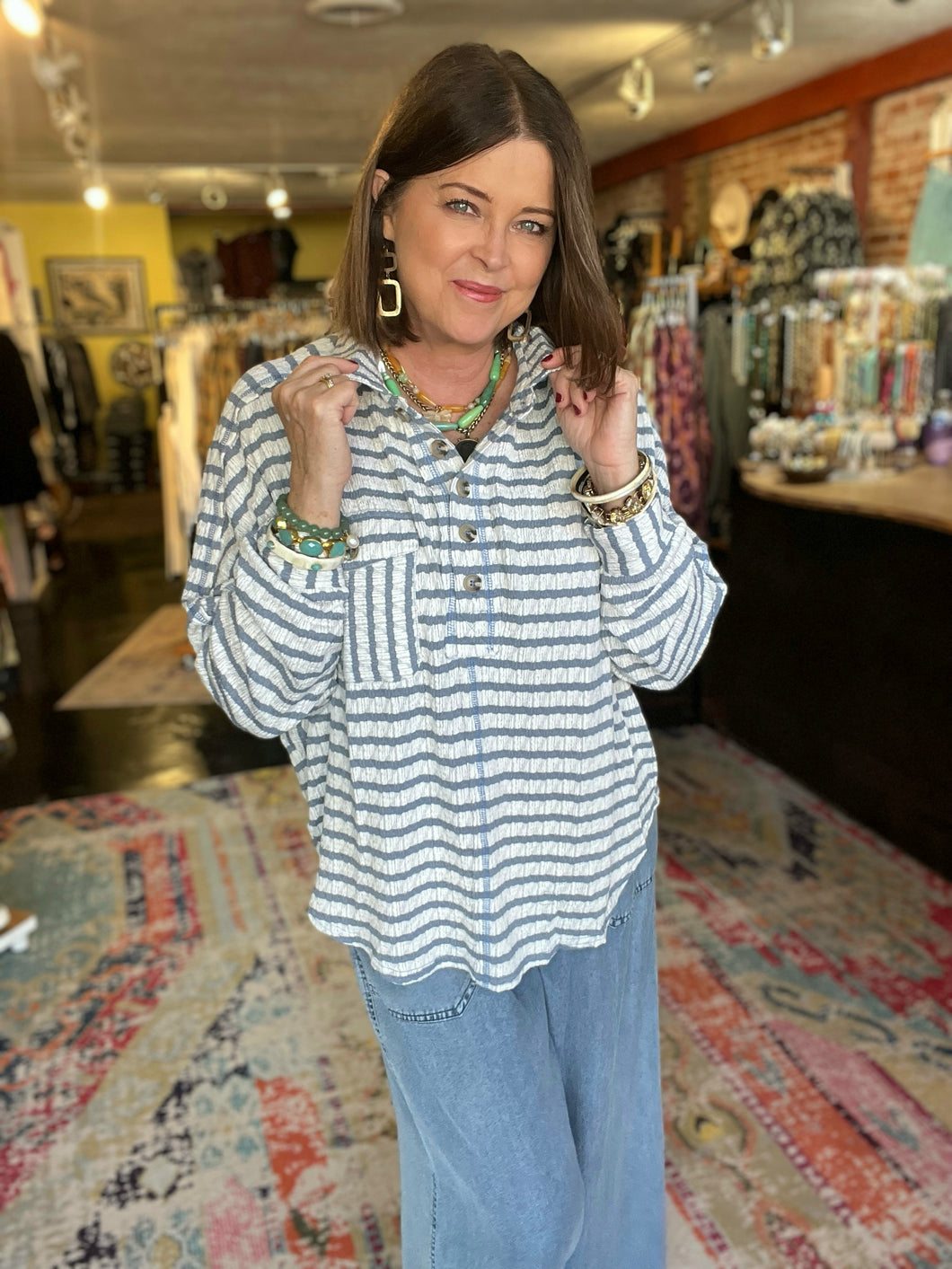 BLUE STRIPED TOP