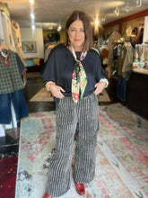 Load image into Gallery viewer, TERRY STRIPED BLACK PANT
