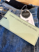 Load image into Gallery viewer, MID RISE STRAIGHT WITH PINTUCK DENIM
