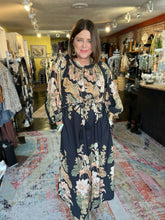 Load image into Gallery viewer, MIDNIGHT FLORAL DRESS
