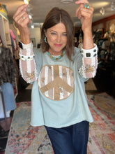 Load image into Gallery viewer, VINTAGE AQUA BLUE PEACE TOP
