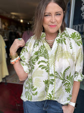 Load image into Gallery viewer, OLIVE FOLAGE TOP
