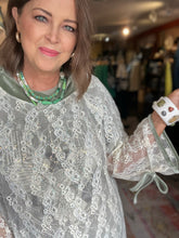 Load image into Gallery viewer, LTB SEQUIN LACE TOP
