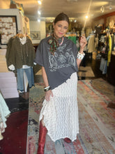 Load image into Gallery viewer, CREAM LACE SKIRT

