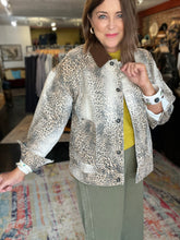 Load image into Gallery viewer, MOCHA LEOPARD JACKET
