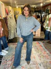 Load image into Gallery viewer, HEATHER GRAY PIPER CARDIGAN
