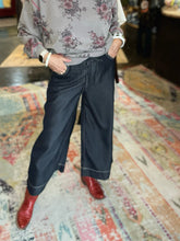 Load image into Gallery viewer, DARK WIDE LEG DENIM

