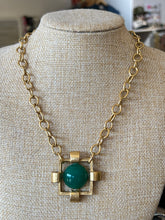 Load image into Gallery viewer, JADE NECKLACE
