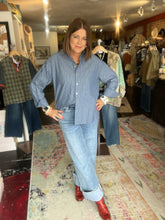 Load image into Gallery viewer, MID RISE WIDE LEG CUFFED DENIM
