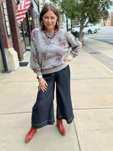 Load image into Gallery viewer, DARK WIDE LEG DENIM
