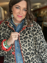 Load image into Gallery viewer, LEOPARD COAT
