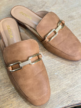 Load image into Gallery viewer, TAN ELEANOR MULES
