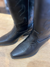 Load image into Gallery viewer, ZAHARA BLACK BOOT
