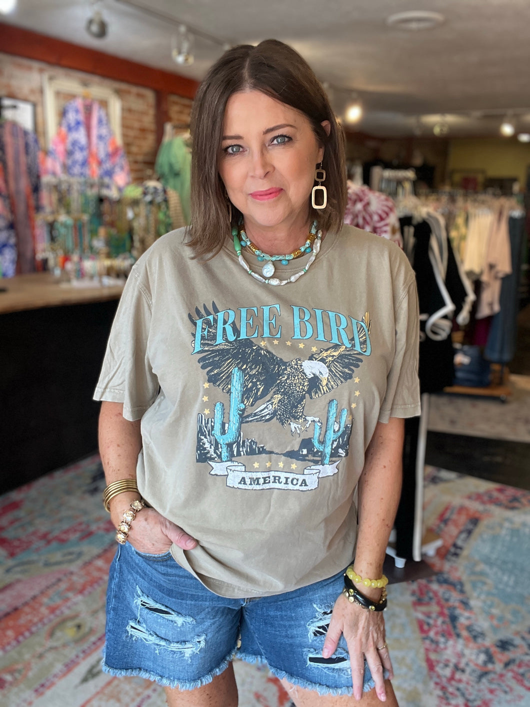 LIGHT BLUE FREE BIRD TEE