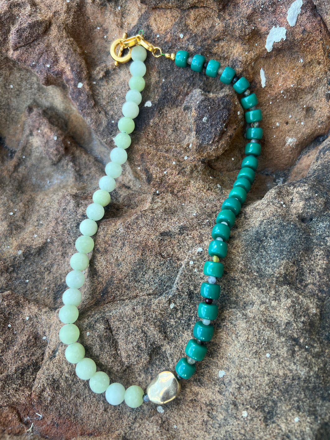 LADY THE BRAND BEADED NECKLACES