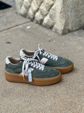 Load image into Gallery viewer, STACEY SAGE SUEDE PLATFORM SNEAKER
