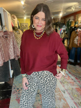 Load image into Gallery viewer, WINE CLASSIC SWEATER
