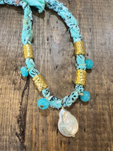 Load image into Gallery viewer, PEARL WITH BEAD/GOLD BANDANA NECKLACE
