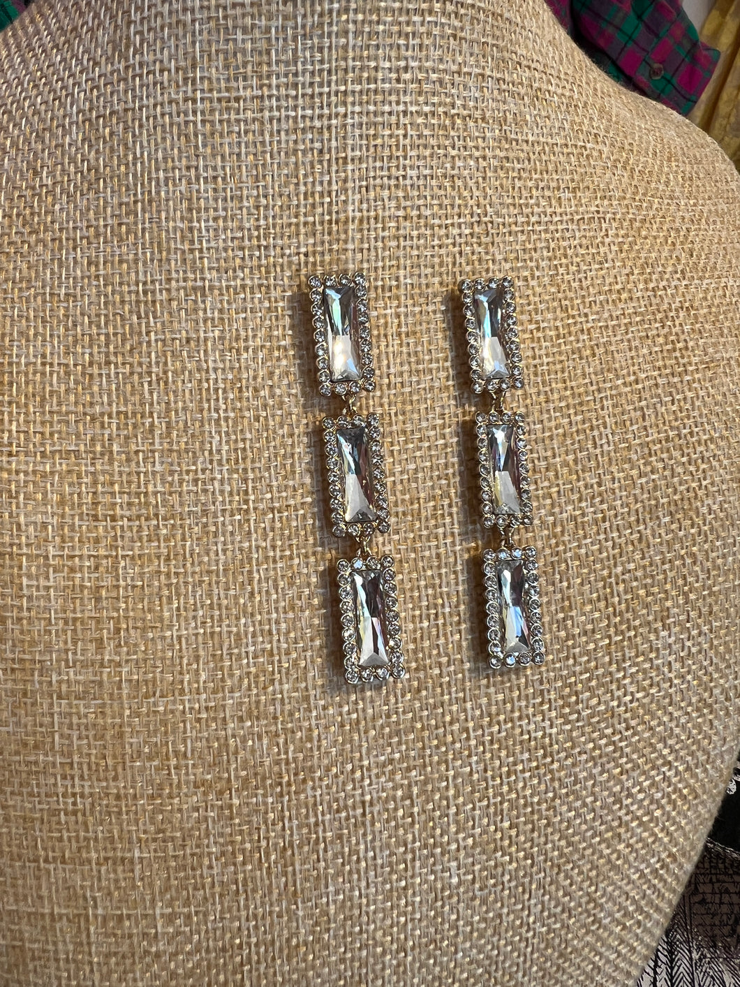 3 CRYSTAL DROP EARRINGS