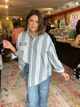 Load image into Gallery viewer, BLUE PLAID BUTTON DOWN BLOUSE
