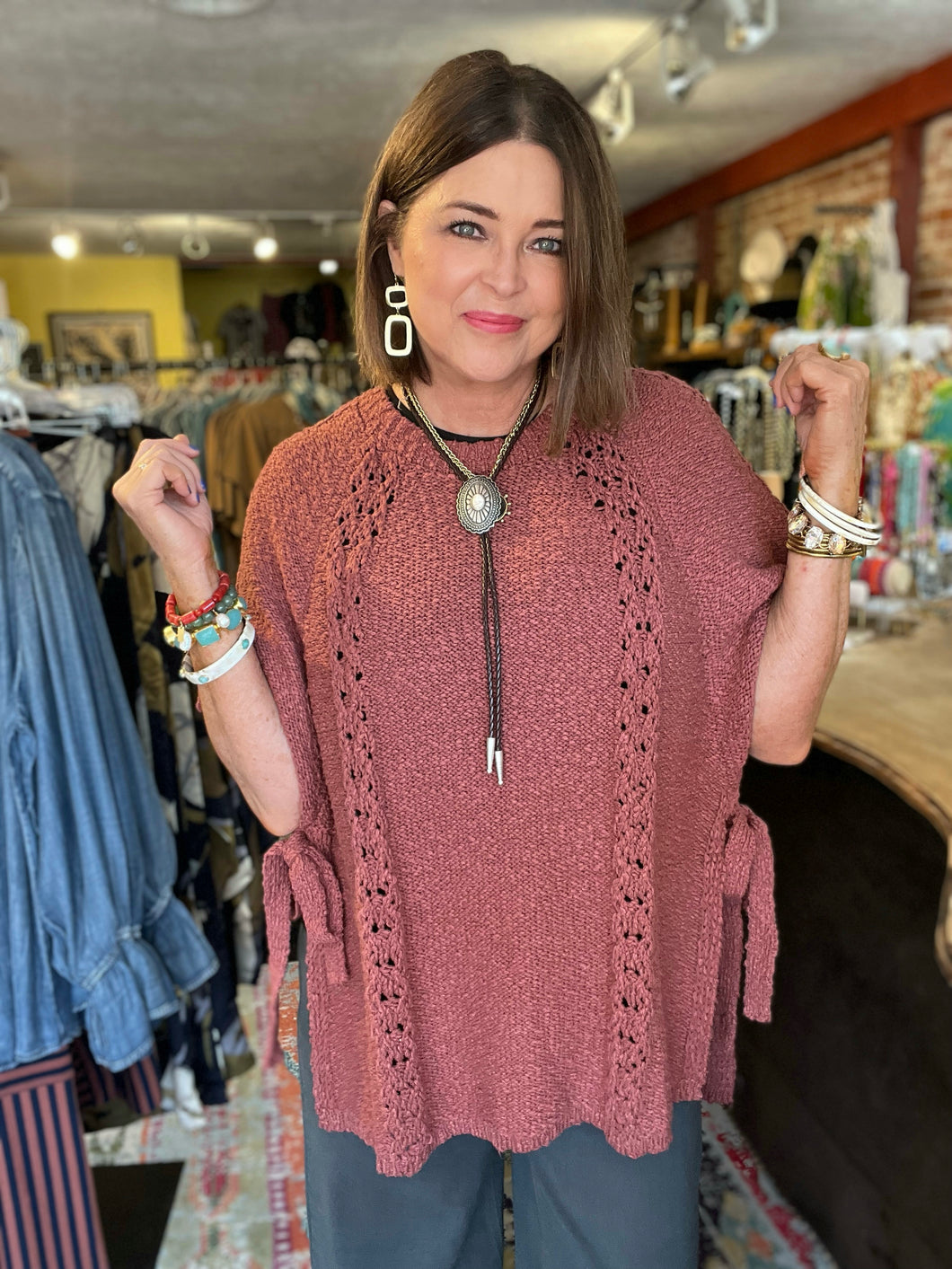 RED BEAN SWEATER