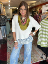 Load image into Gallery viewer, CRANE FRINGE SCARF GREEN
