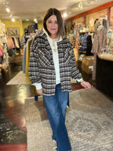 Load image into Gallery viewer, BROWN PLAID JACKET
