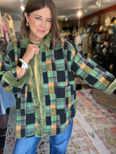 Load image into Gallery viewer, GREEN PLAID JACKET
