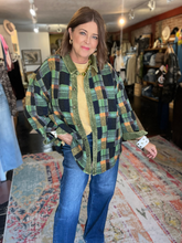 Load image into Gallery viewer, GREEN PLAID JACKET
