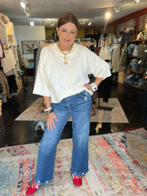 Load image into Gallery viewer, IVORY SWEATER
