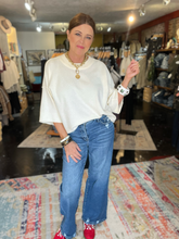 Load image into Gallery viewer, IVORY SWEATER
