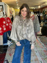 Load image into Gallery viewer, SNAKE PRINT BLOUSE
